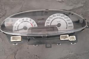 Tachimetro Contachilometri Toyota Yaris TS (2002) 