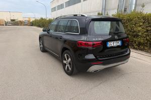 Mercedes GLB 180d