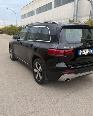 Mercedes GLB 180d