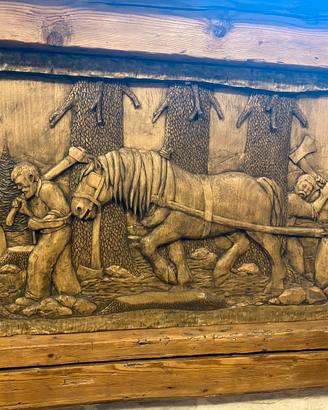 Quadro scolpito in legno