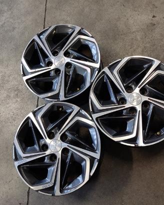 4 cerchi in lega HYUNDAI I30 del 2021