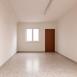 Negozio Ufficio a Boara Pisani in ristrutturazione