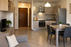 Bilocale con balcone a Caravate TUTTO INCLUSO