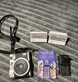 Fujifilm Instax Mini 90 Neo Classic Nero