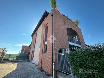 3 LOCALI A TRIVOLZIO