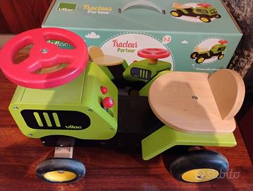 Trattore in legno VILAC