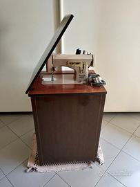 Macchina per Cucire Vintage Necchi Zig Zag Z-14