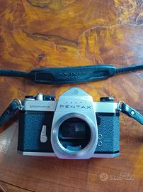 Fotocamera Pentax Spotmatic revisionata