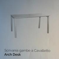 Scrivania gambe a cavalletto Arc Desk