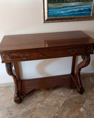 Mobile in legno di noce con cassetto