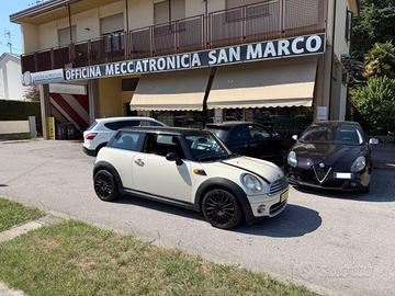 Mini Mini 1.6 Cooper D