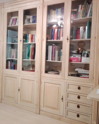 Libreria con boiserie