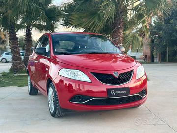 Lancia Ypsilon 1.2 70 CV Silver