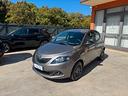 lancia-ypsilon-hybrid-gold