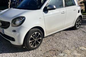 Smart automatica forfour