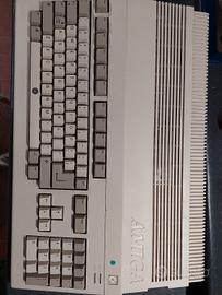 amiga 500 + schermo commodore  1084S