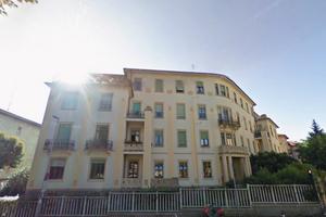Open-space con terrazzo a Bergamo