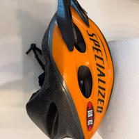 Casco mountain bike specialized