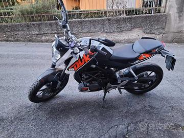 KTM DUKE 125 ABS