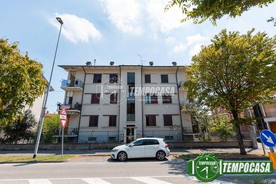 SPAZIOSO 2 LOCALI LOCATO