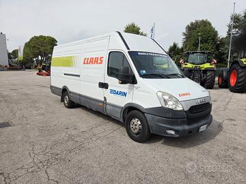 Furgone IVECO 35 S 17 daily