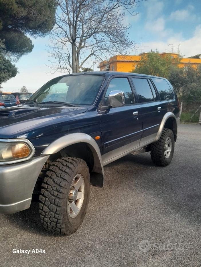 MITSUBISHI Pajero Sport