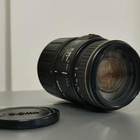 Sigma AF zoom Apo macro  70-300 f4/5,6 D per Nikon
