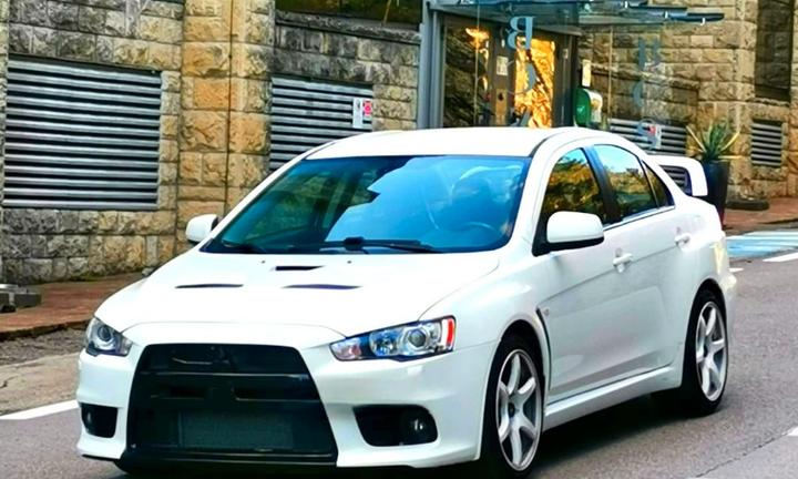 MITSUBISHI Lancer Evolution X 2008 355cv
