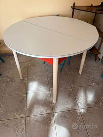 Tavolo in legno
