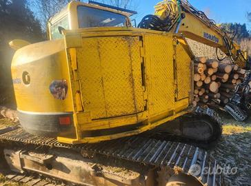 Escavatore komatsu con processore