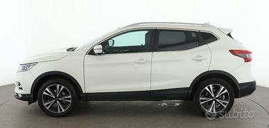 Nissan Qashqai+2 con gancio traino 