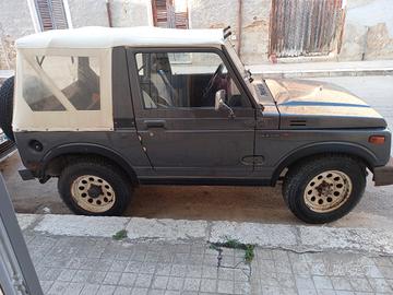 Suzuki SJ 413 del 1986 cabrio con gancio traino