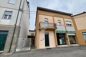 4 LOCALI A ALFONSINE