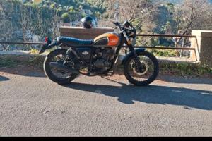 Prezzo pazzo Mash modello Scrambler 400