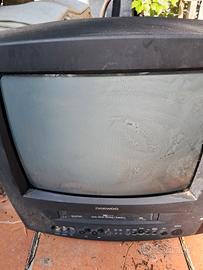 tv con cassette