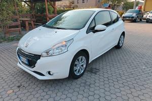Peugeot 208 1.4 hdi 8v Active 5p