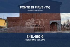 Immobile in asta di 799 m² con più di 5 locali e b