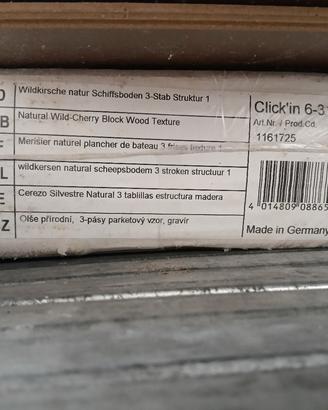 pavimento laminato nuovo