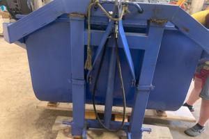 Benna idraulica per uva