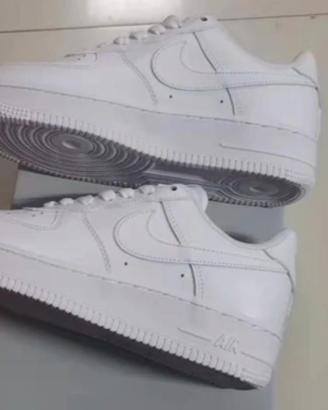 Nike Air Force 1 Bianche 40 Nuove