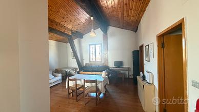 Splendida mansarda panoramica