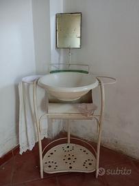 lavabo con specchio vintage