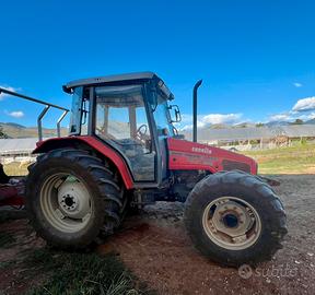 Trattore Massey Ferguson 4255