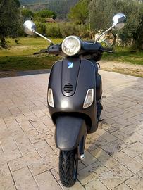 Vespa LX 125