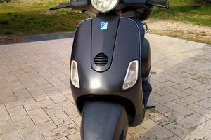 Vespa LX 125