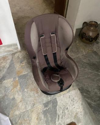 Seggiolino auto maxicosi