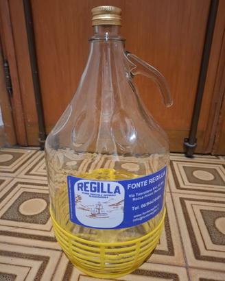 Damigiana in vetro + 2 casse di bottiglie vuote