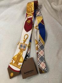 Cravatta Burberry IN SETA originale