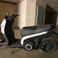 Scooter Elettrico Seat Mò 125