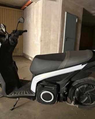 Scooter Elettrico Seat Mò 125